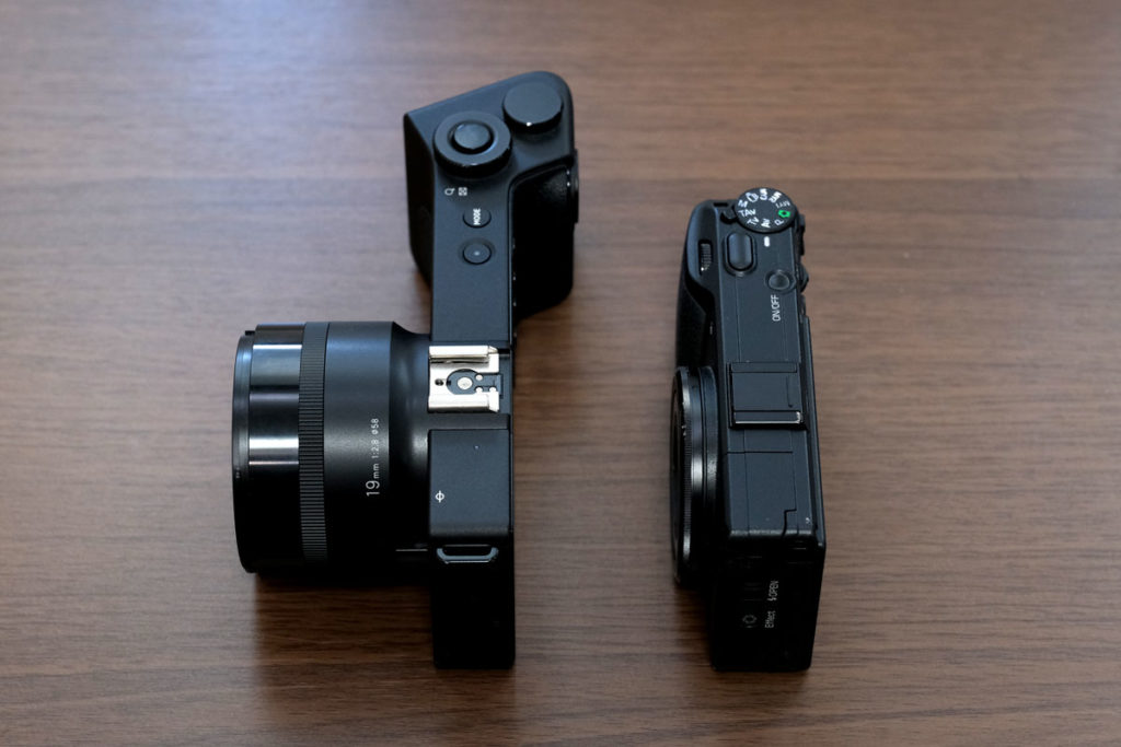dp1 QuattroとRICOH GR