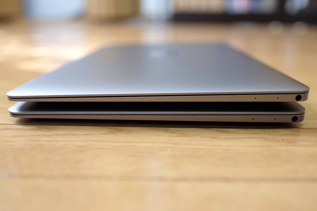 MacBook(2016)・(2015)右サイド