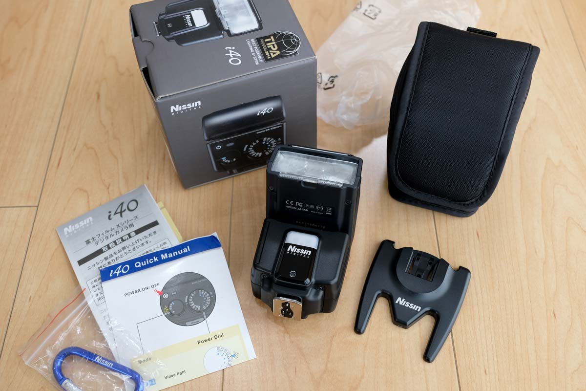 Nissin i40(富士フィルム)の付属品 Nissin i40(富士フィルム)の付属品