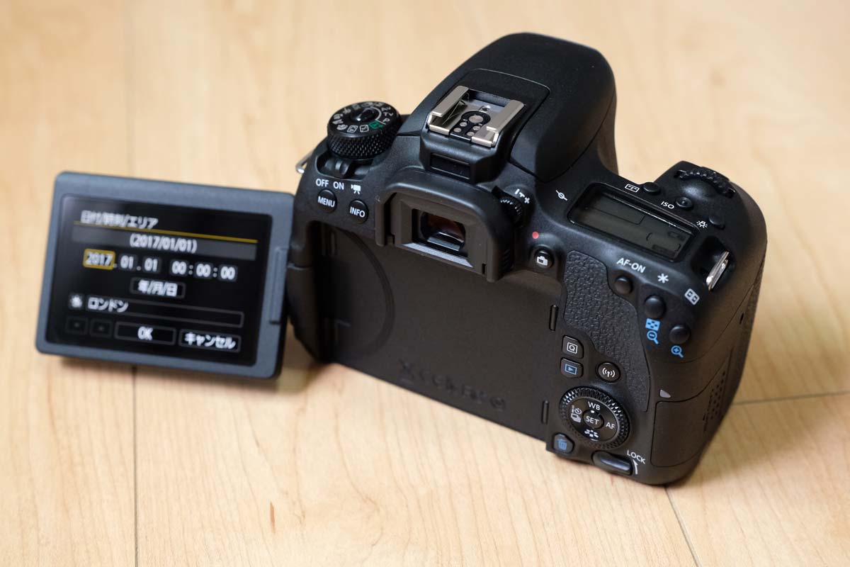 EOS 9000D バリアングル液晶 EOS 9000D バリアングル液晶