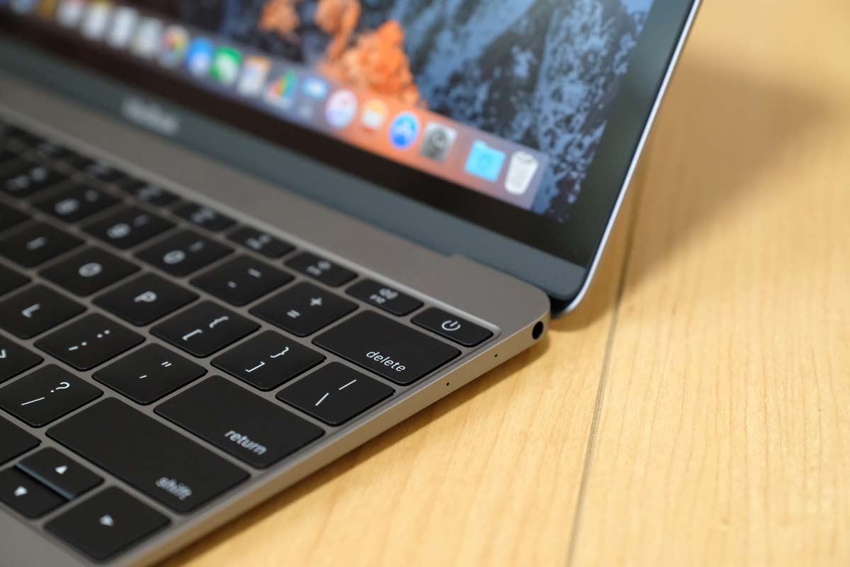 MacBook 2017 ヘッドフォンジャック
