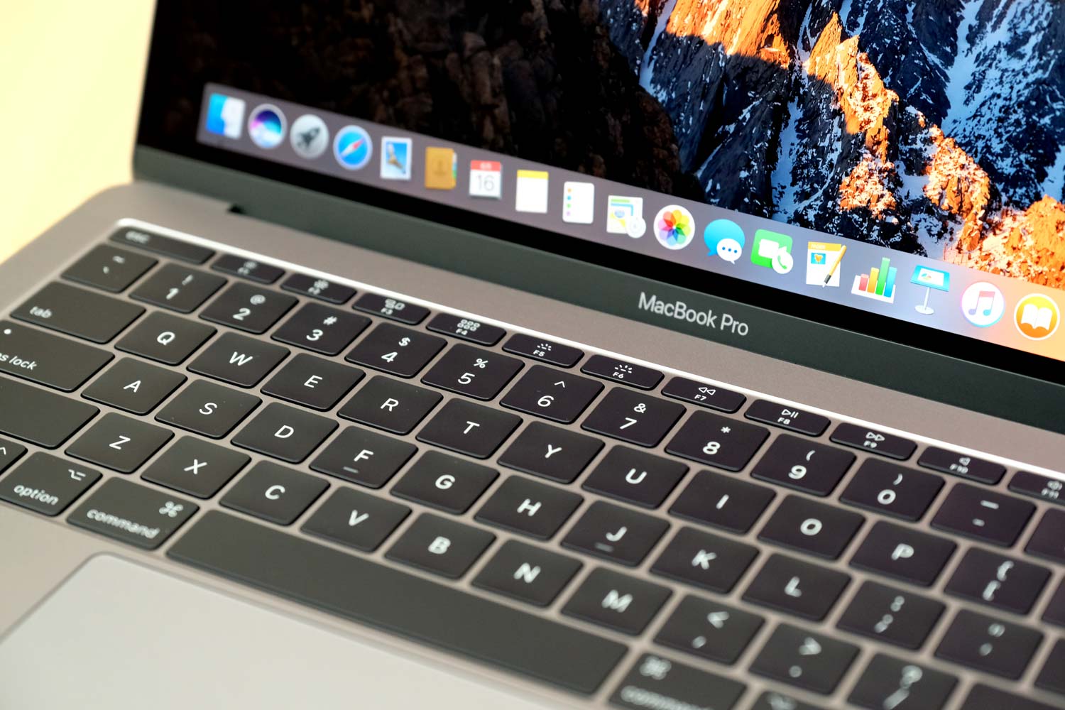 13インチMacBook Pro 2017 キーボード