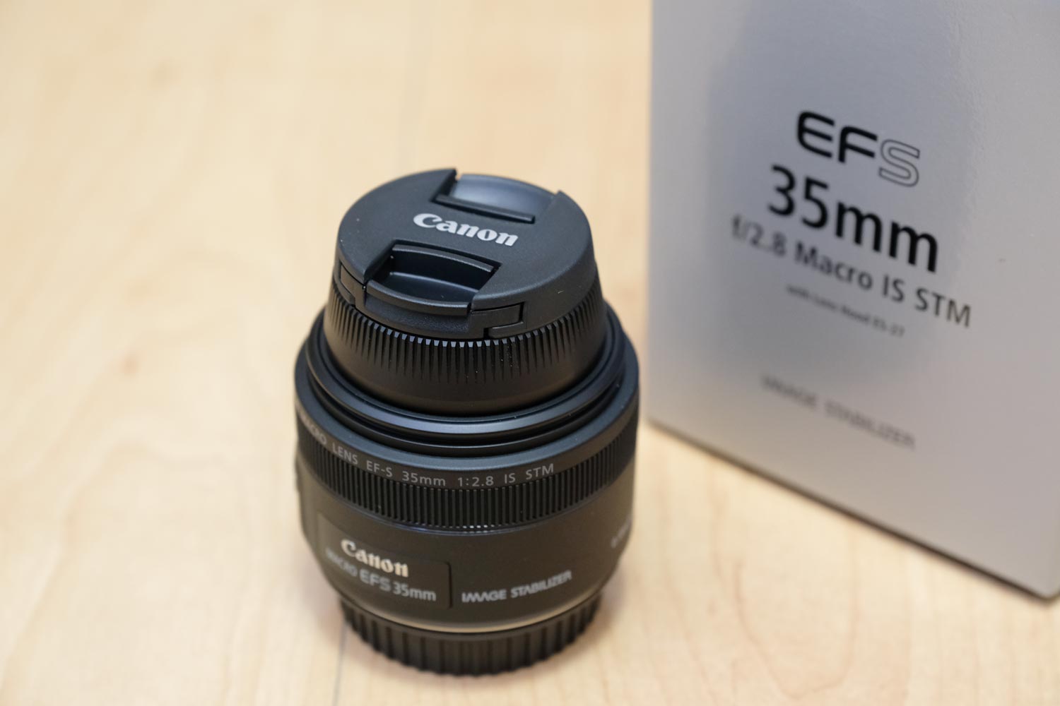 20170702112128j:plain EF-S35mm F2.8 マクロ IS STM レンズキャップ