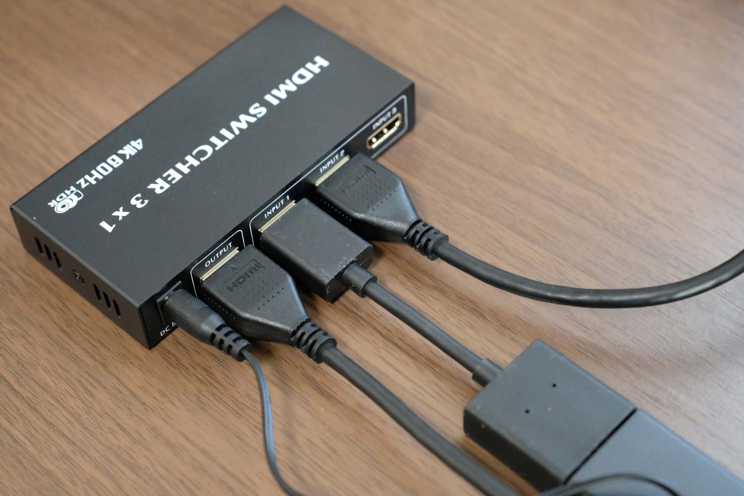 BLUPOW 4K60Hz対応HDMIセレクター 配線