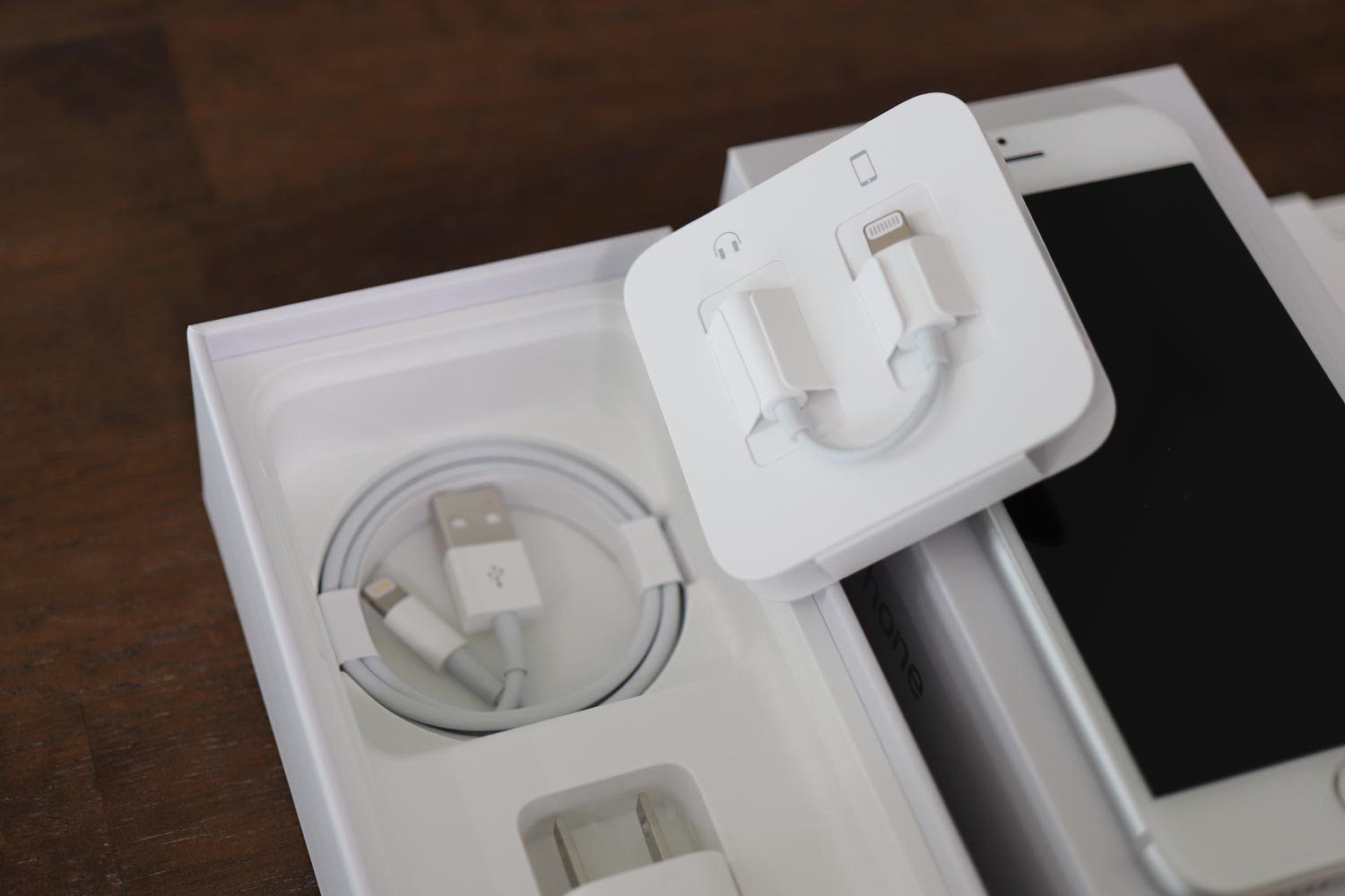 EarPods with Lightning Connector