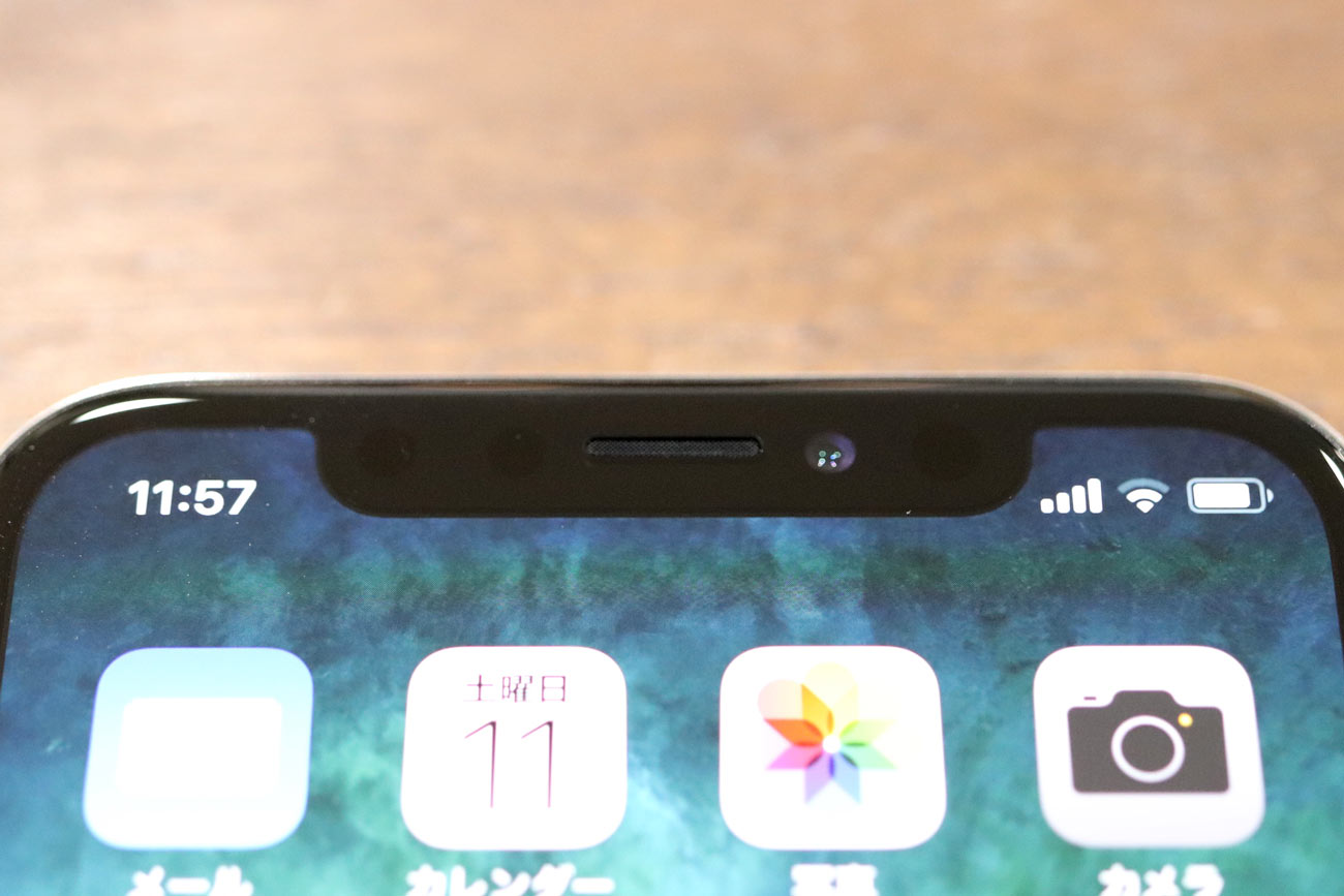 iPhone Xのカメラとセンサー各種