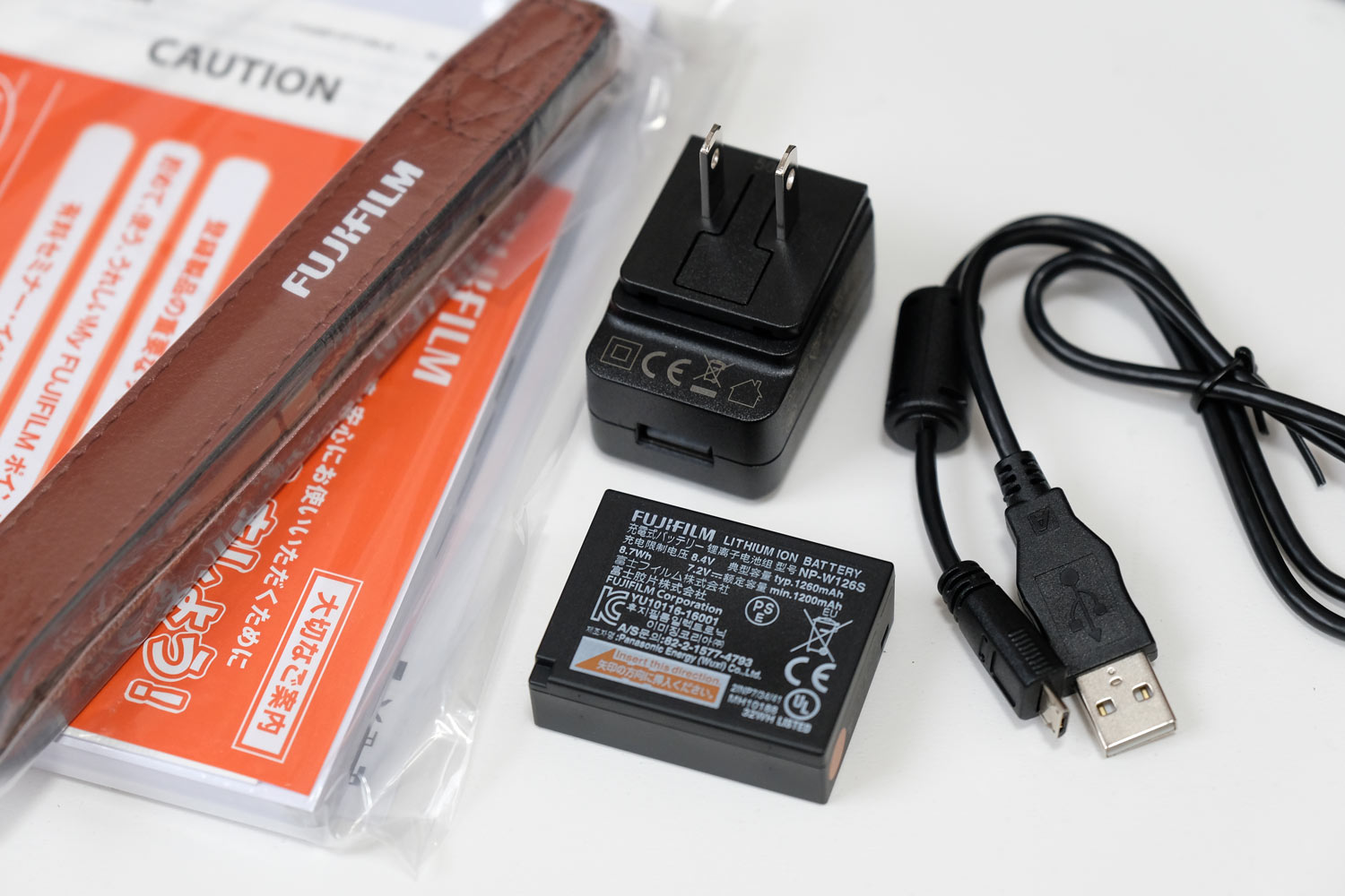 20180218093514j:plain FUJIFILM X-A5 付属品