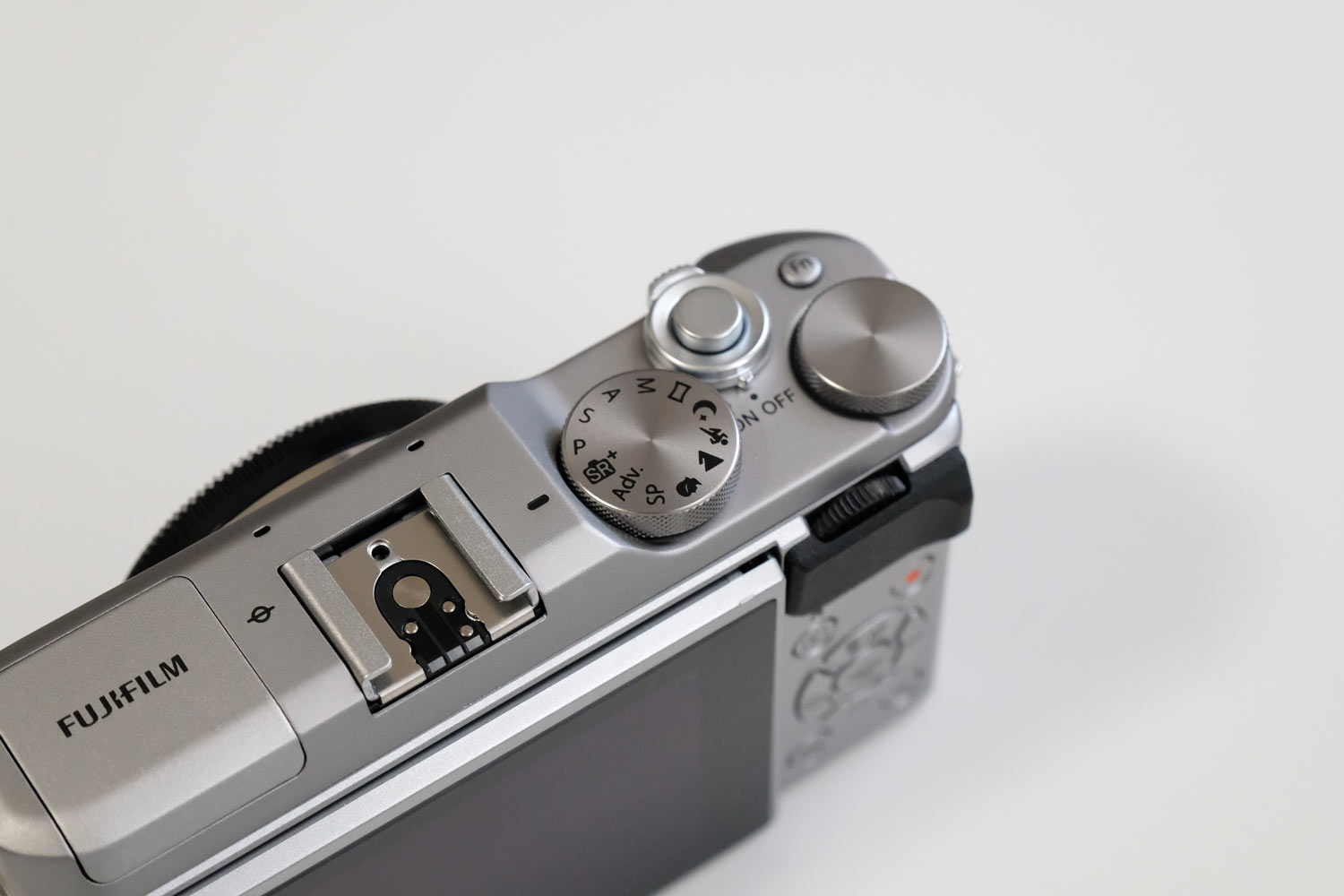20180218095510j:plain FUJIFILM X-A5 操作ダイヤル