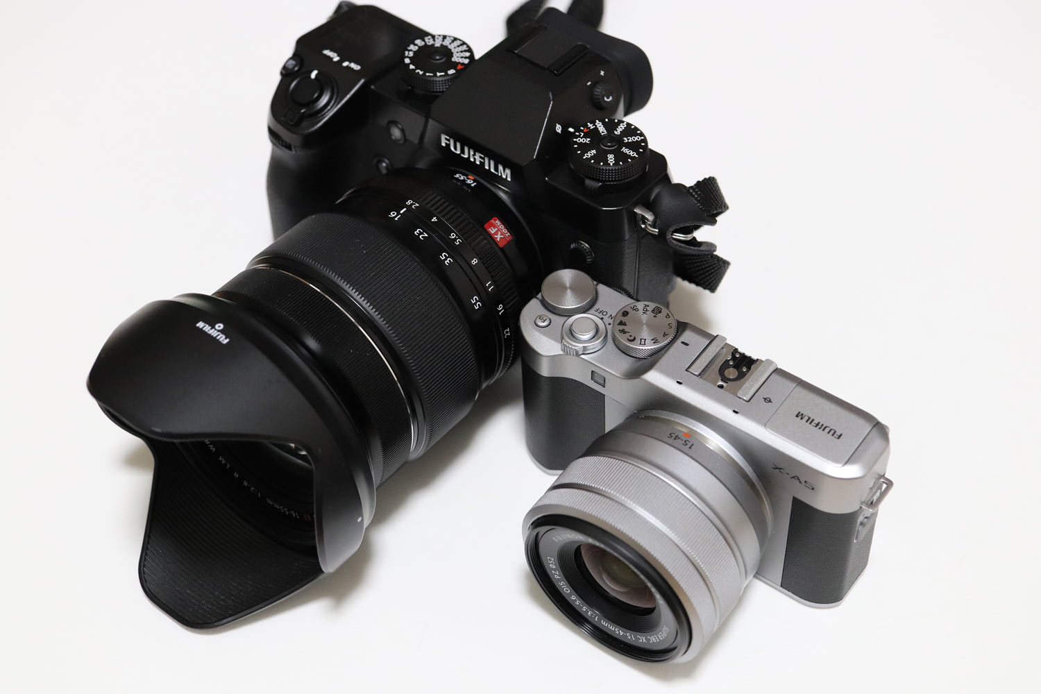 X-H1とX-A5