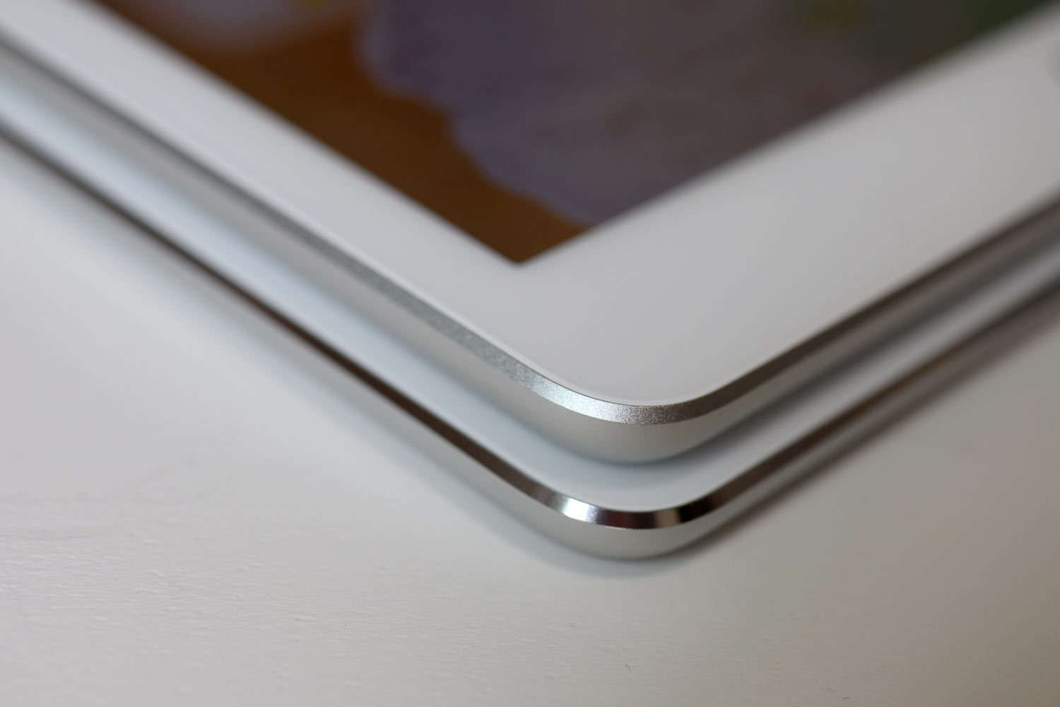iPadとiPad Proのエッジ処理