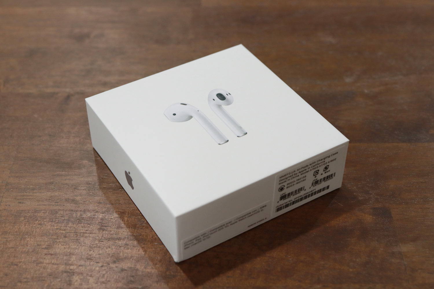 AirPods パッケージデザイン