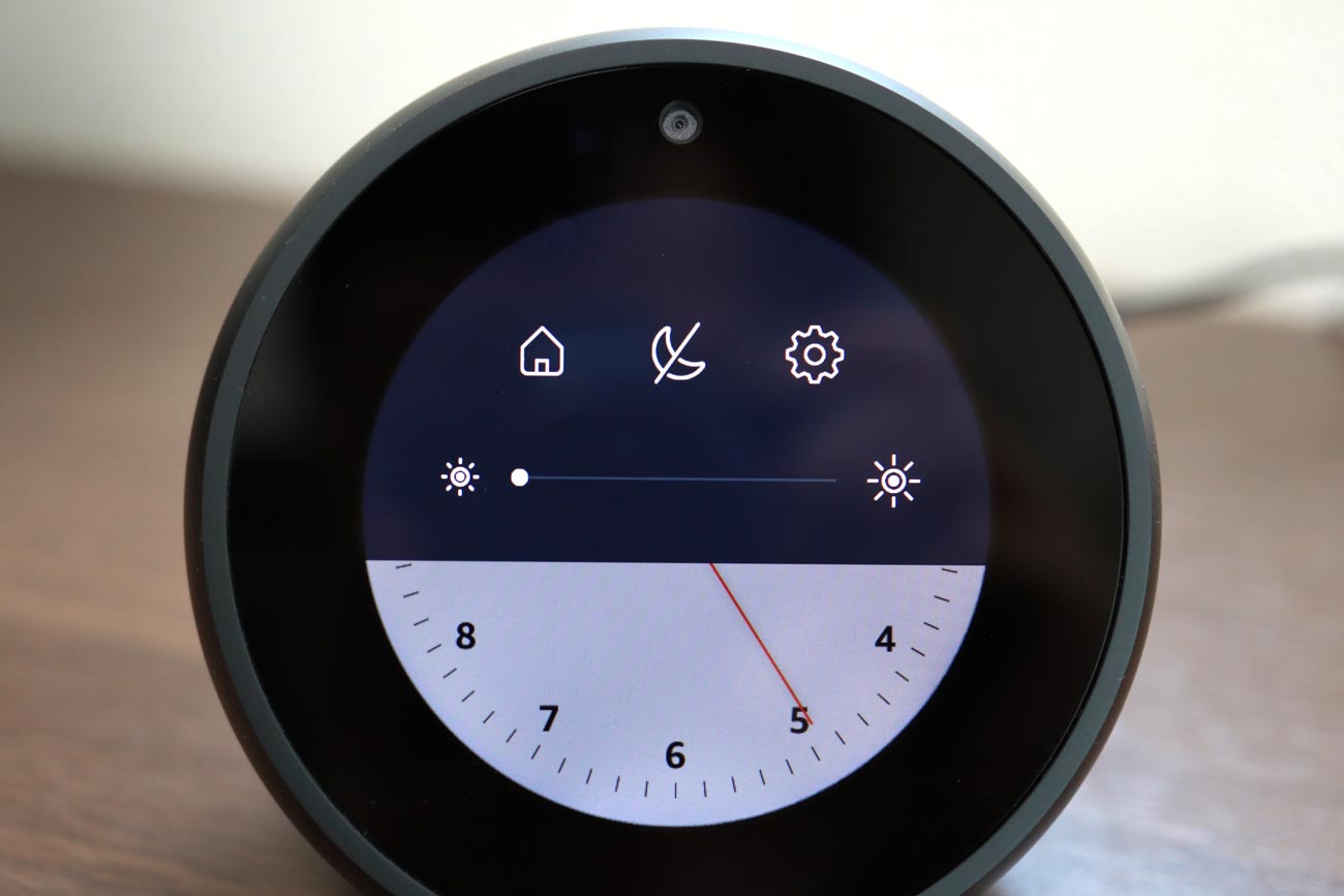 20180728102443j:plain Echo Spot コントロールパネル