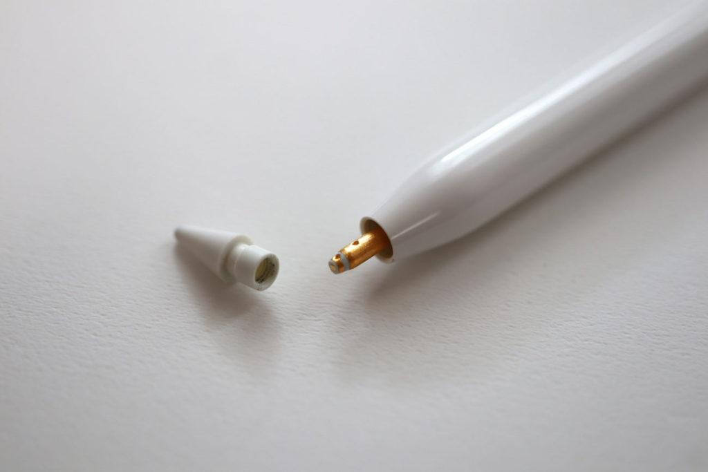 Apple Pencil ペン先取り外し