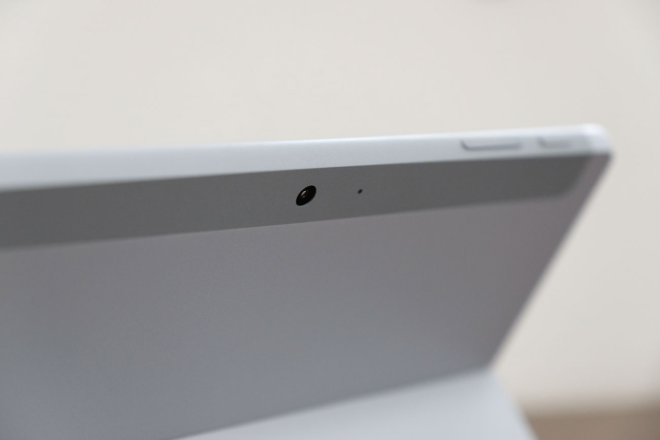 Surface Go 背面カメラ