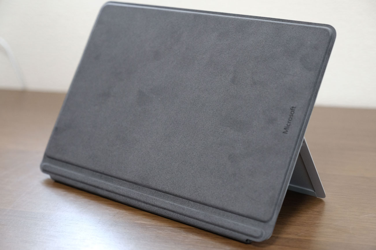 Surface Go タイプカバー デザイン