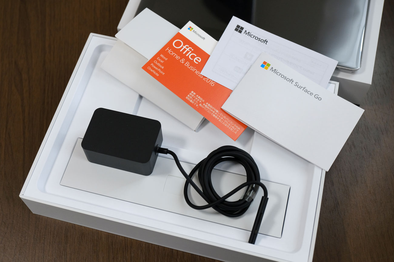 Surface Go 付属品