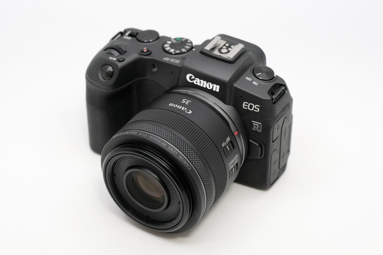 EOS RPにRF35mm MACROを装着