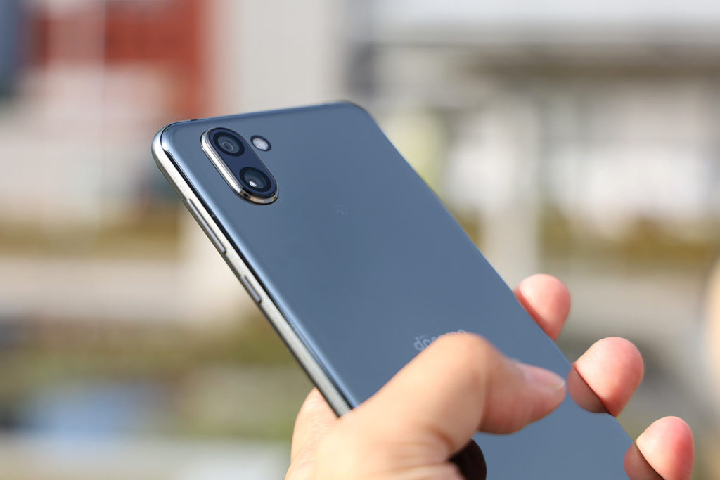 AQUOS R3 デュアルカメラ