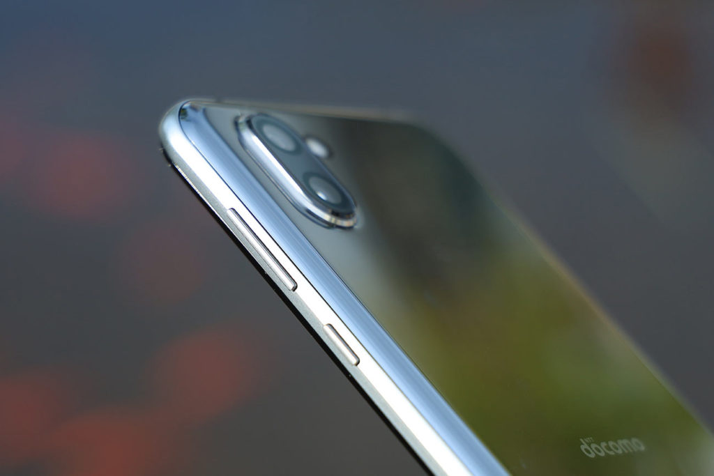 AQUOS R3 デュアルカメラ