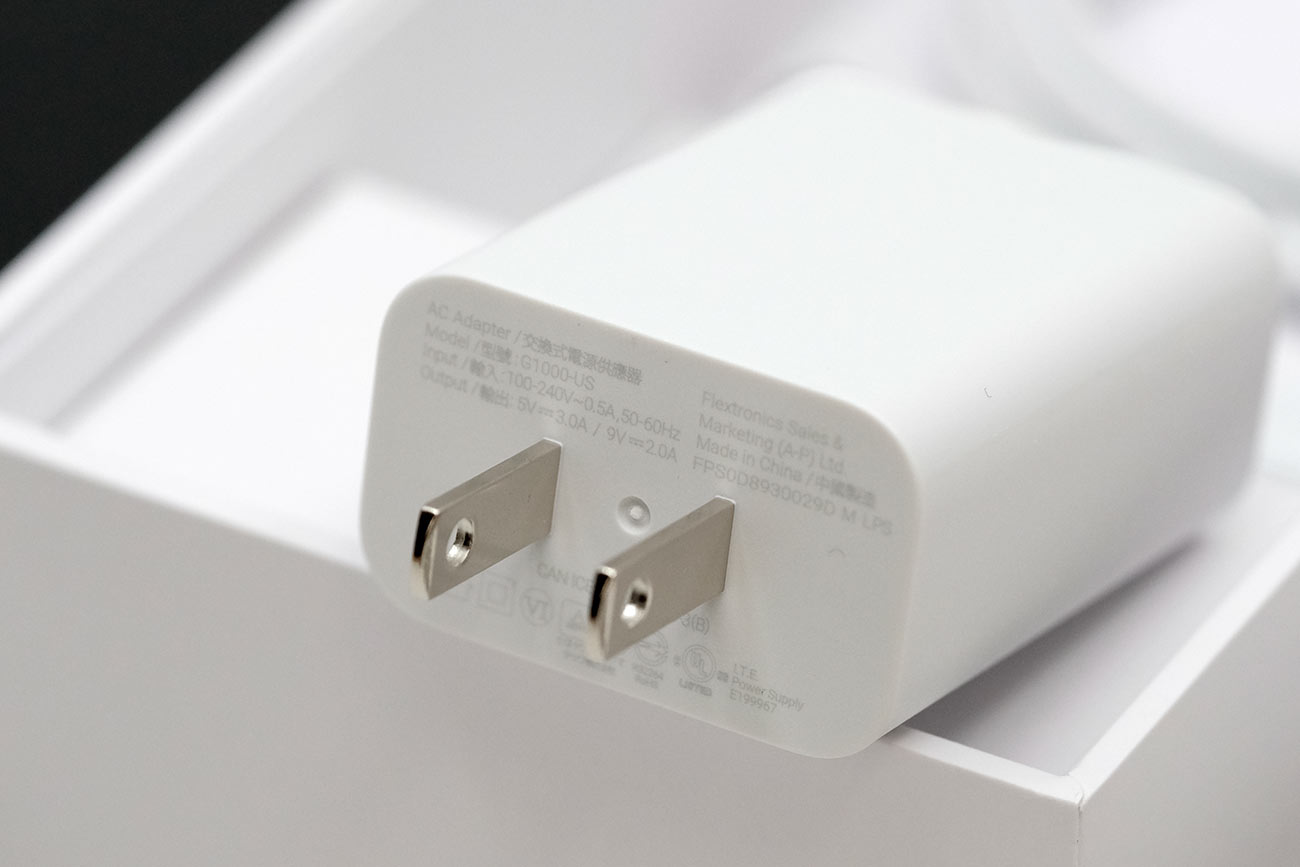 Google Pixel 3 充電アダプタ