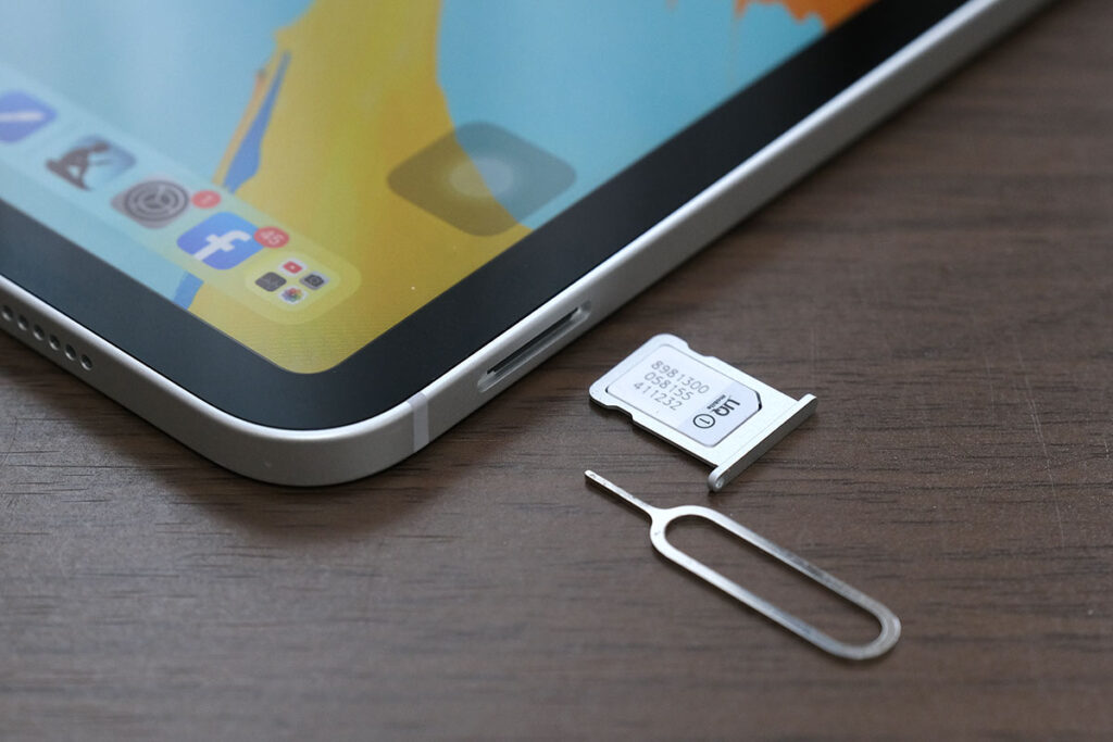 iPad Pro 11インチのSIMカードスロット