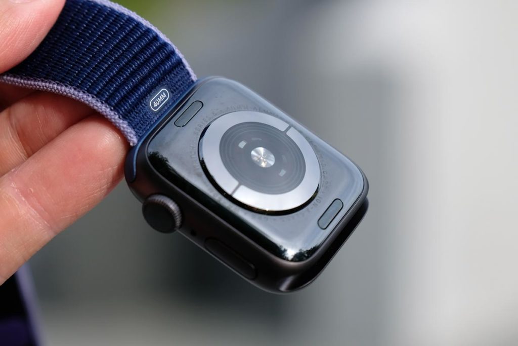 Apple Watch 5の裏蓋