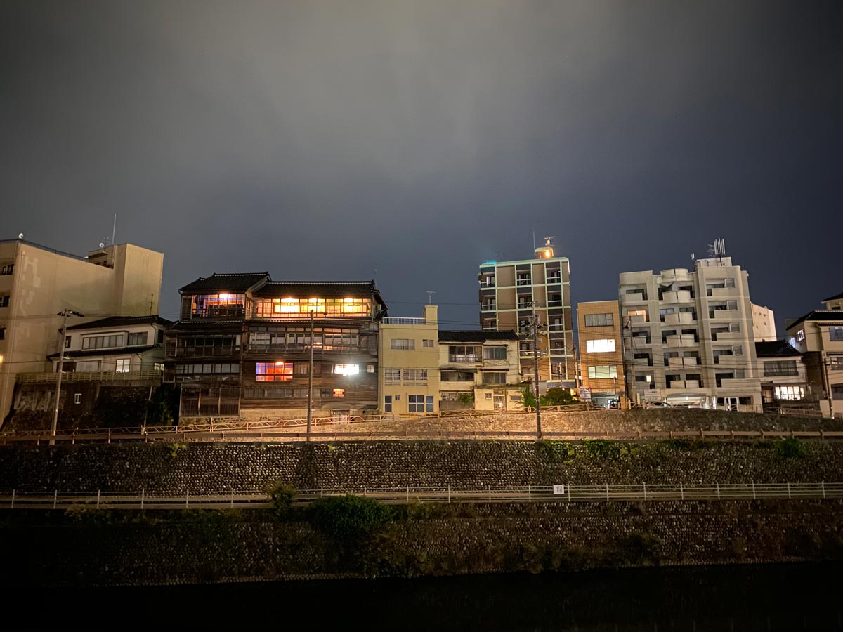 iPhone 11 Proの暗所撮影の画質