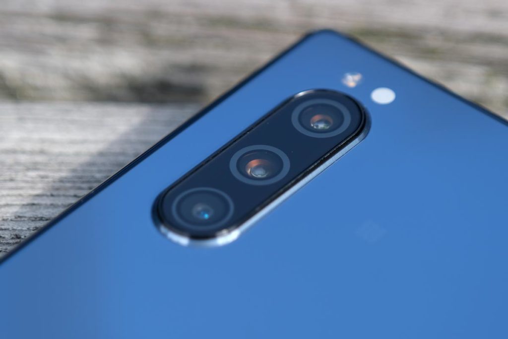 Xperia 5 トリプルカメラ