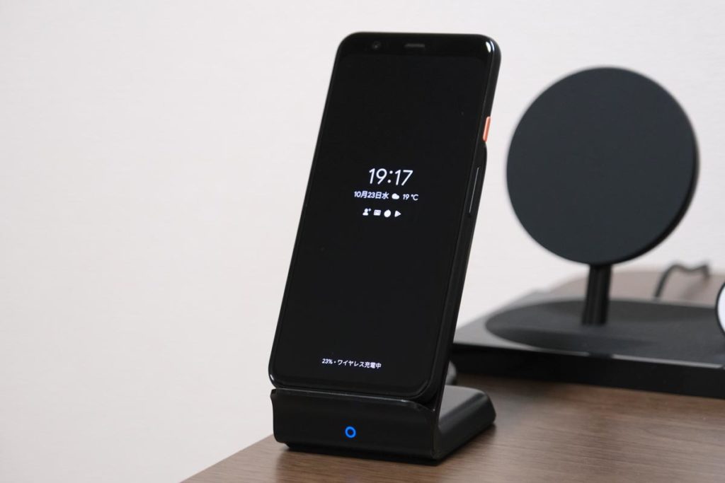 Pixel 4 ワイヤレス充電に対応