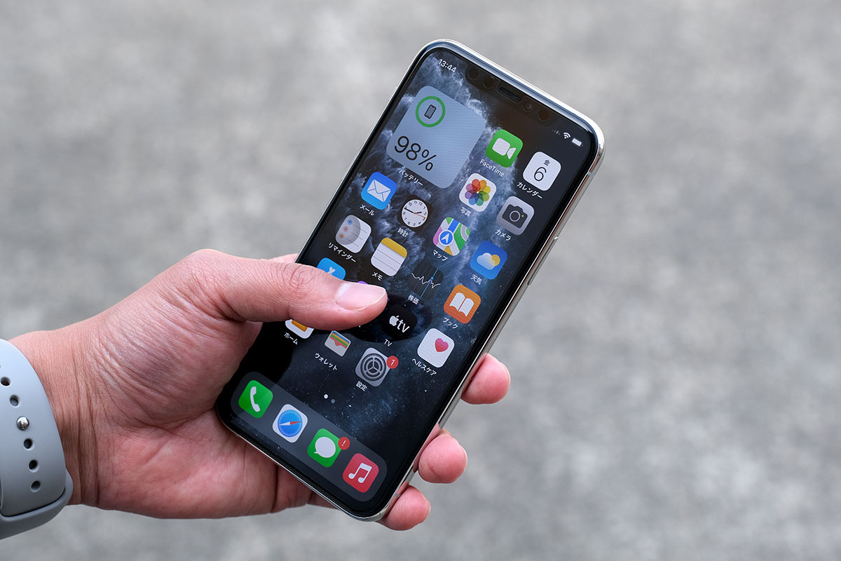 iPhone 11 Pro サイズ感
