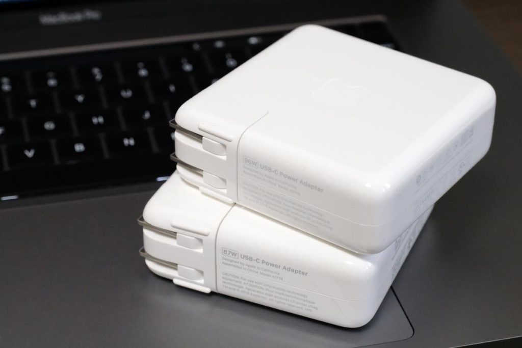 96W USB-C 電源アダプタ