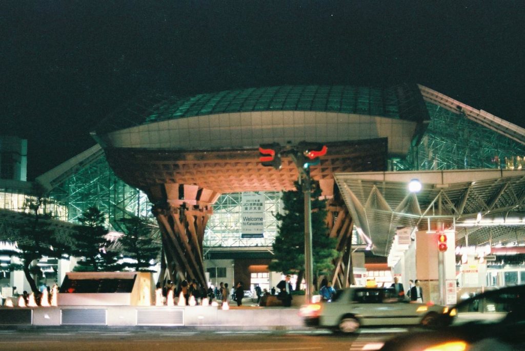 2015年頃の金沢駅正面
