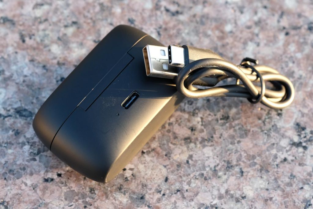 Elite 75t USB A to Cケーブル