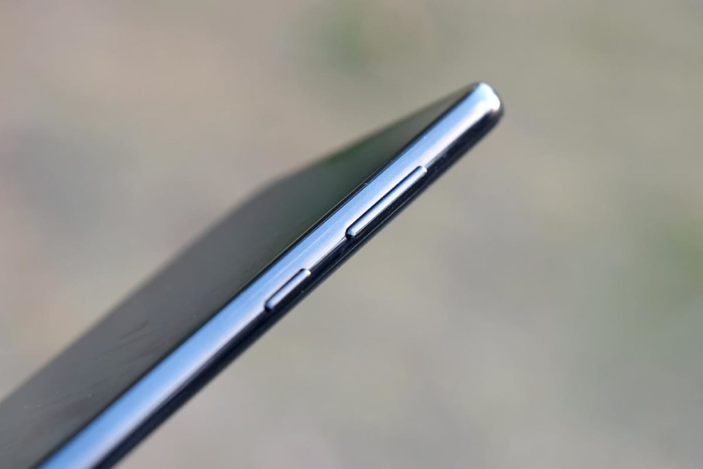 Galaxy A20 サイドボタン
