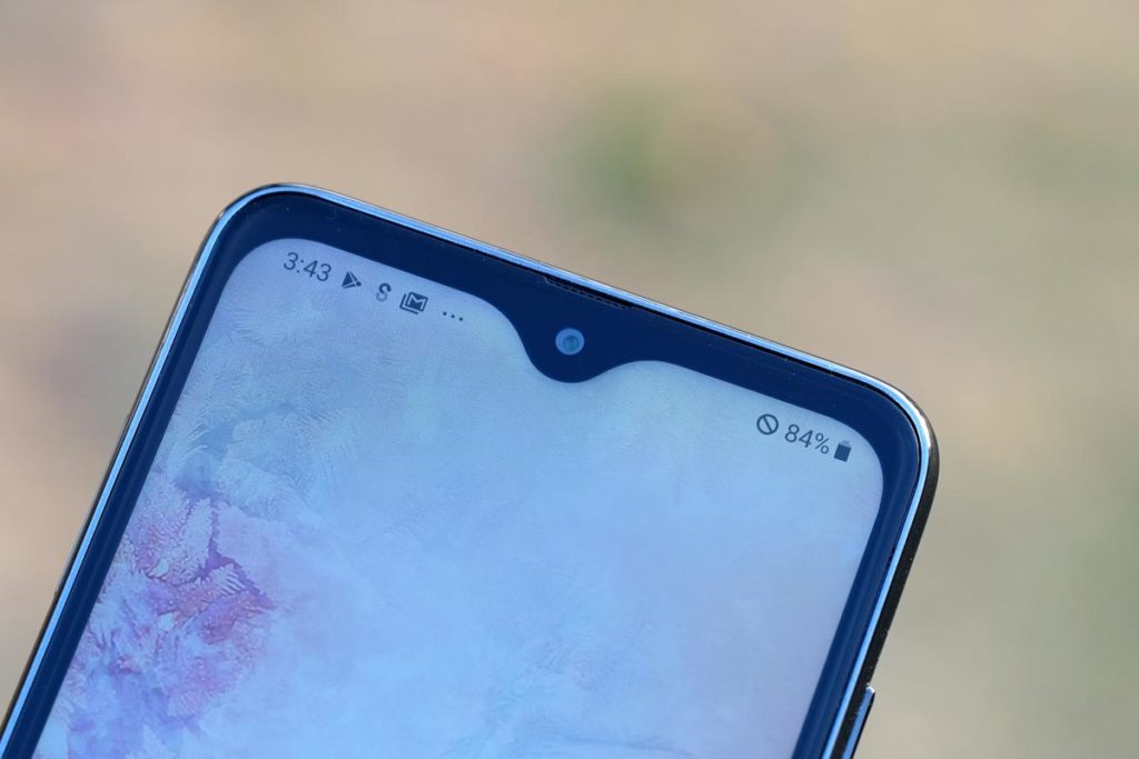 Galaxy A20 フロントカメラ