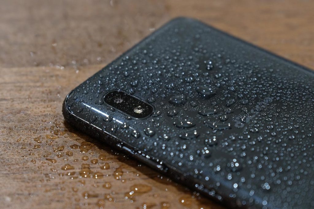 防水対応のGalaxy A20