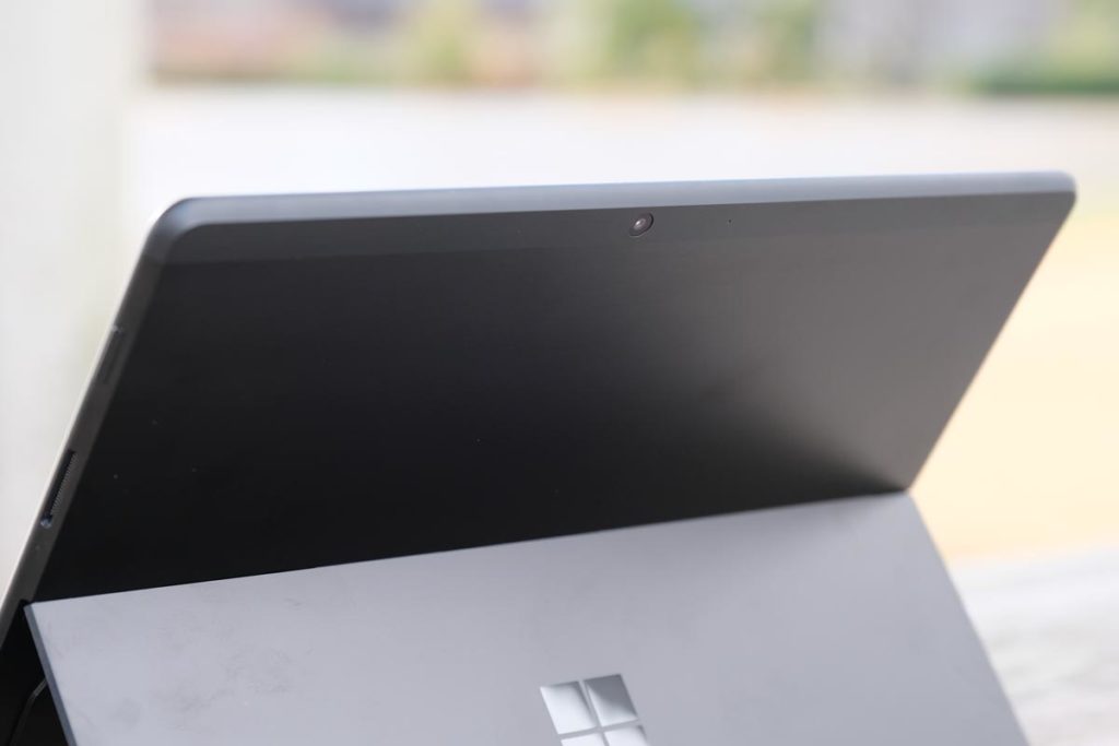 Surface Pro X リアカメラ