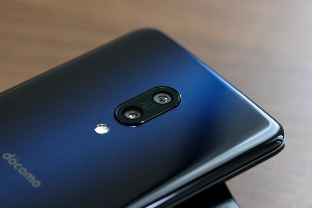 AQUOS zero2のデュアルカメラ
