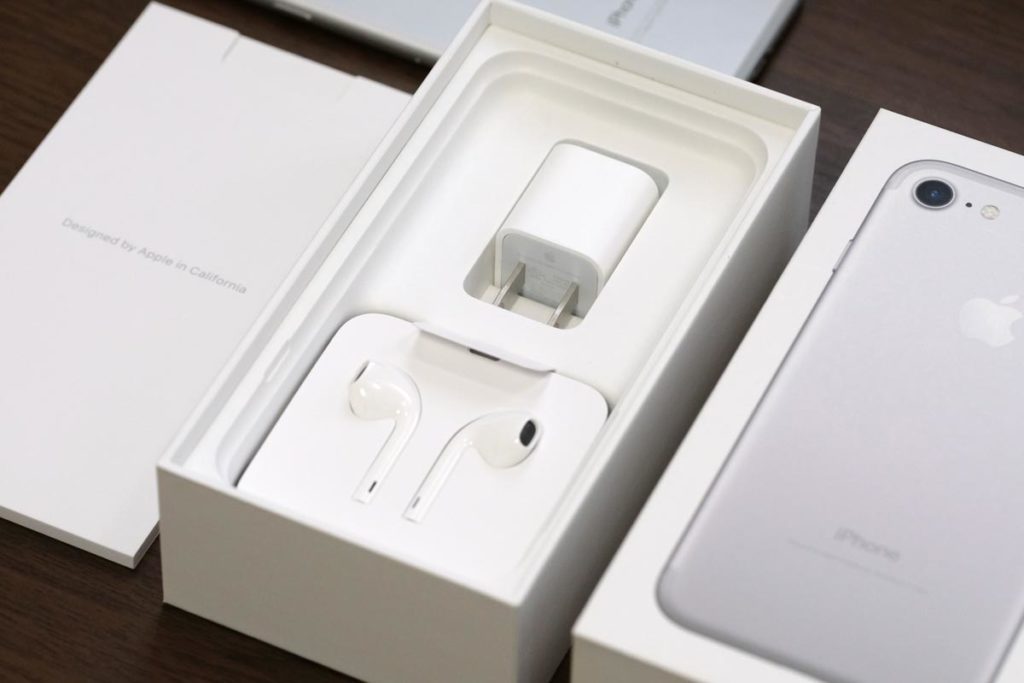 iPhone 7の付属品一式