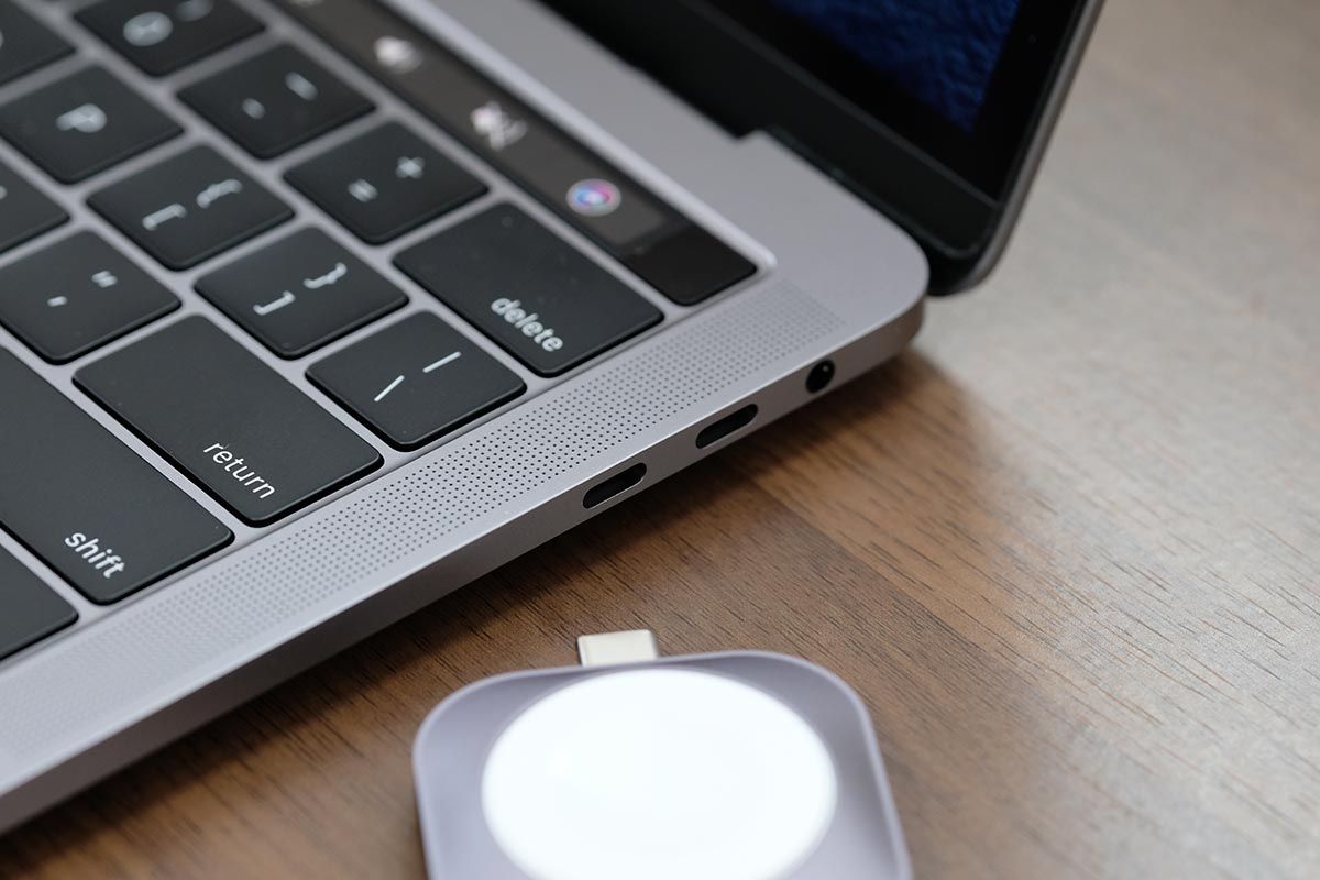 MacBook ProのUSB-Cポート