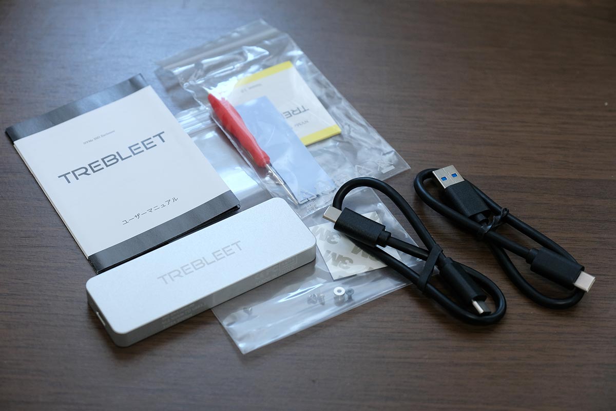 TREBLEETケースの付属品