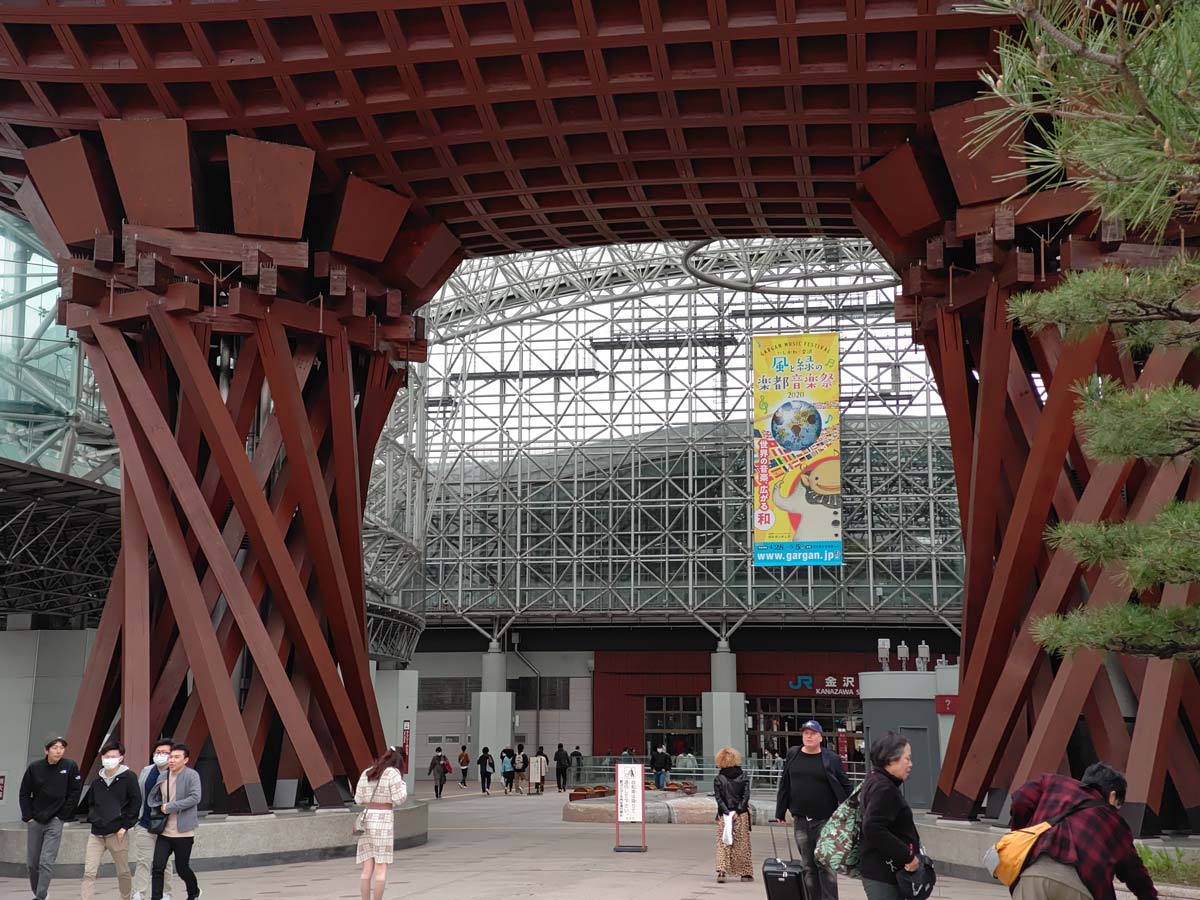 AQUOS R5Gの望遠カメラで撮影