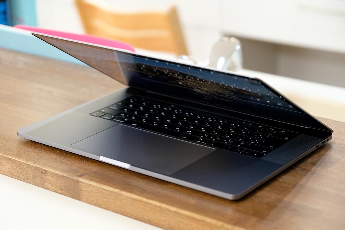 MacBook Pro 15インチのスタイル