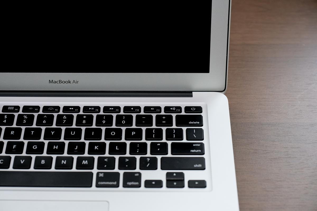 MacBook Airの電源をOFFにする