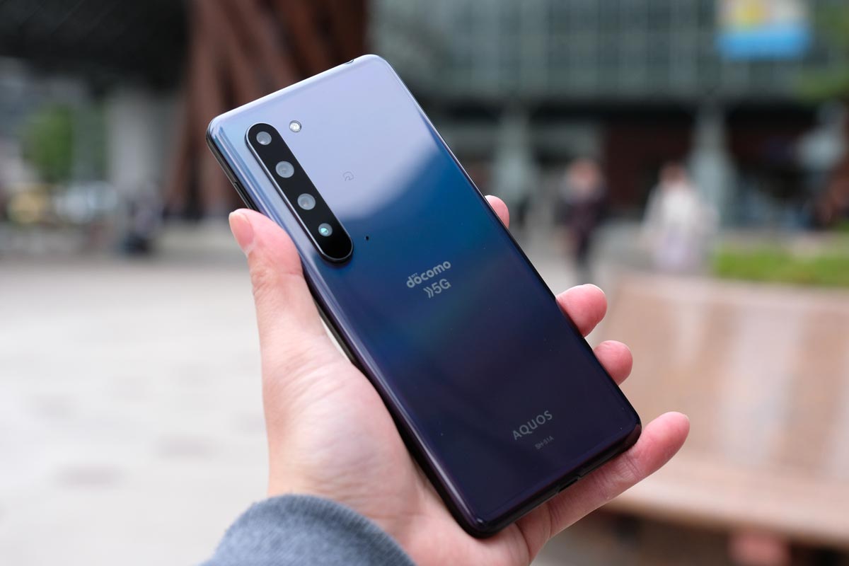 AQUOS R5G