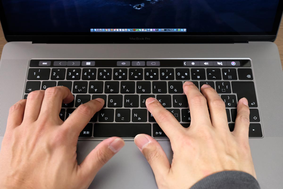 MacBook ProのJIS配列キーボード