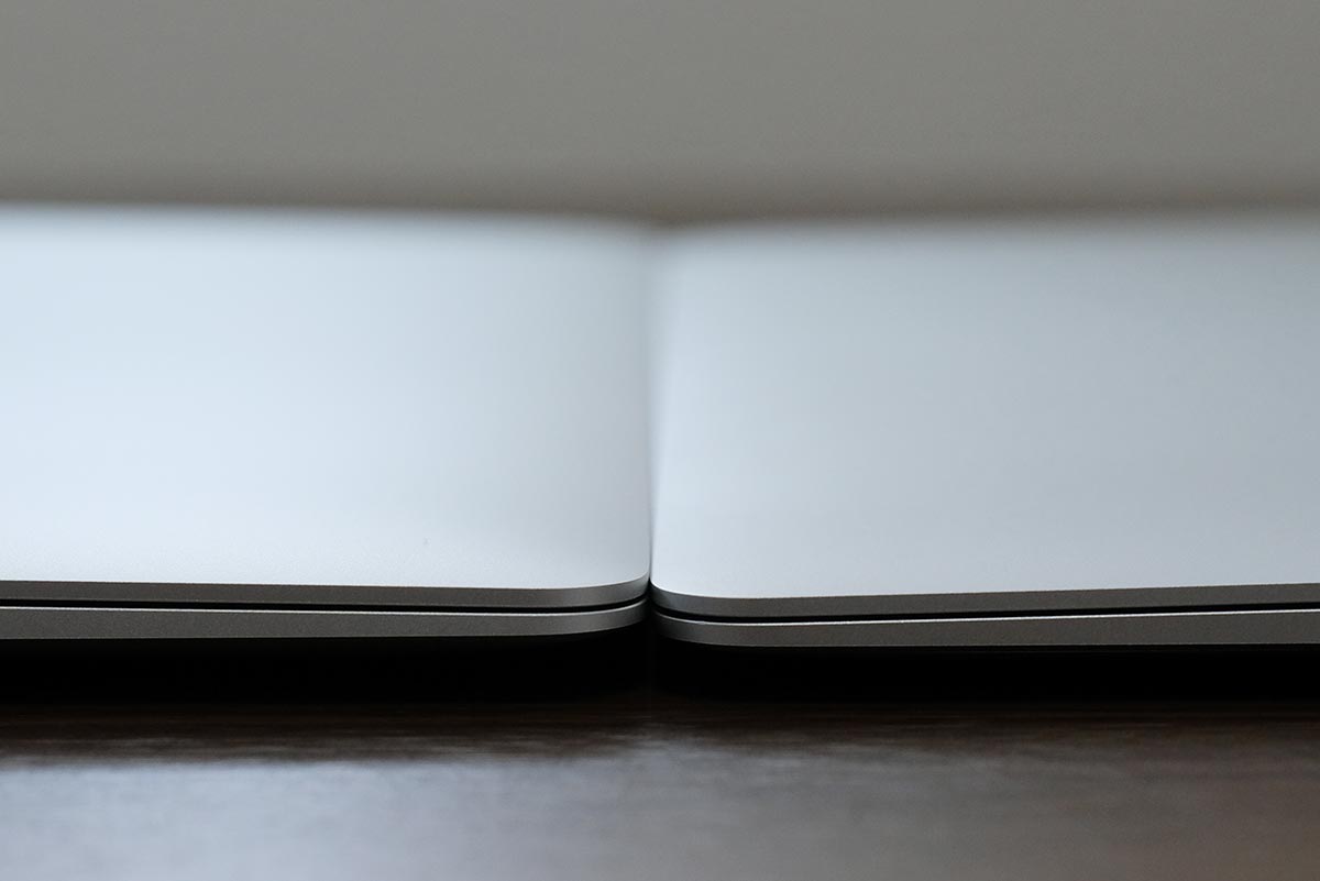 MacBook Airの先端の高さの違い