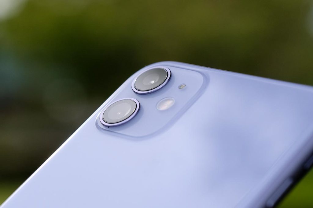 iPhone 11のデュアルカメラ