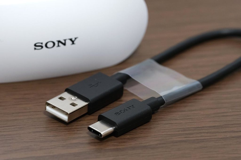 USB-A to Cケーブル