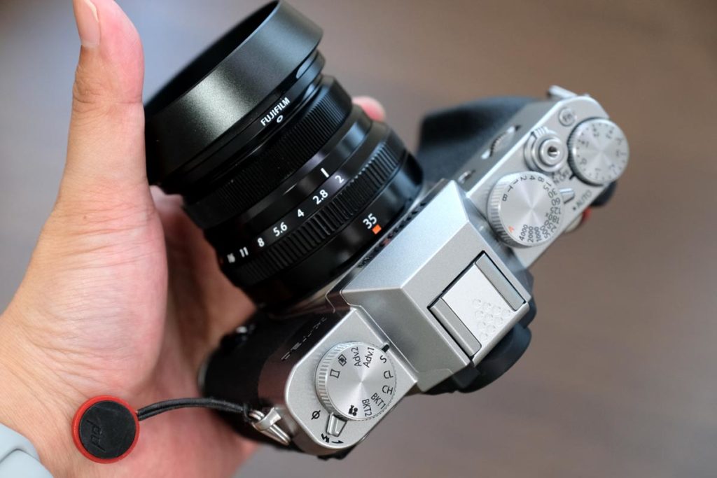 XF35mmF2 R WR + X-T30